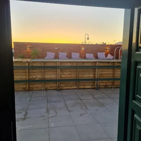 Casa Vista Al Mar